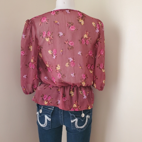 NWOT Francesca's Floral Sinched Waist Blouse M - Picture 6 of 6